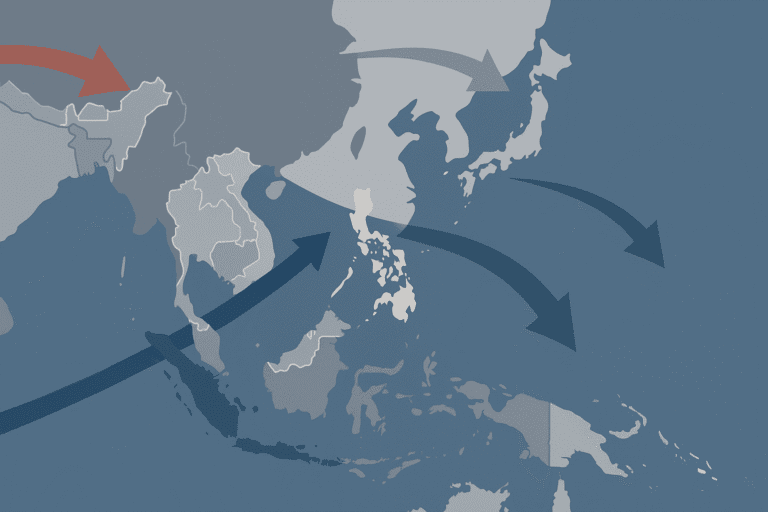 Bản đồ Đông Nam Á với các mũi tên thể hiện ảnh hưởng chiến lược từ Trung Quốc, Mỹ, Nhật Bản và Hàn Quốc